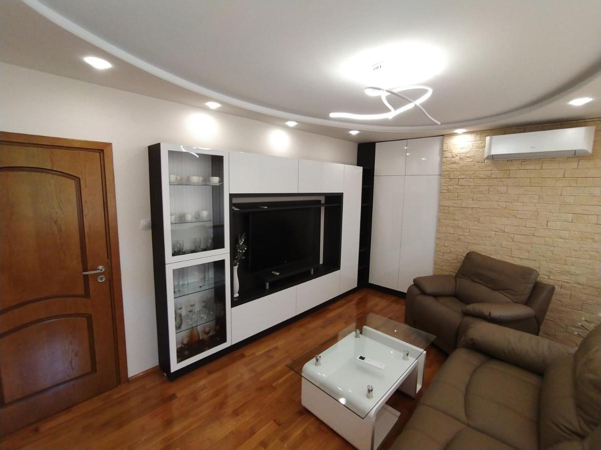 Апартамент Лукс Царевец-Център Veliko Tarnovo Exterior foto