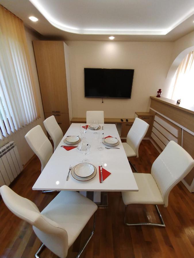 Апартамент Лукс Царевец-Център Veliko Tarnovo Exterior foto